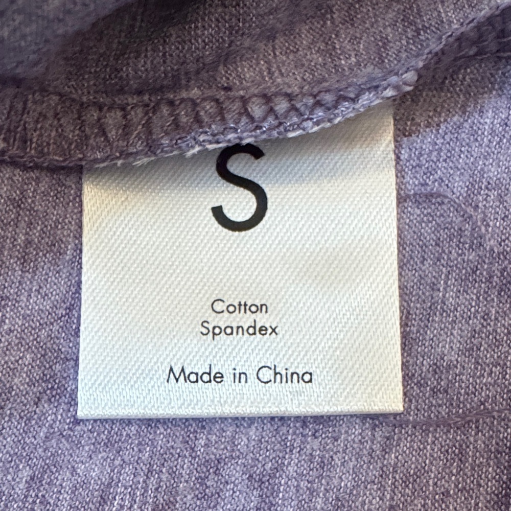 Purple Women's Casual Top NWOT - Small - Picture 3 of 6